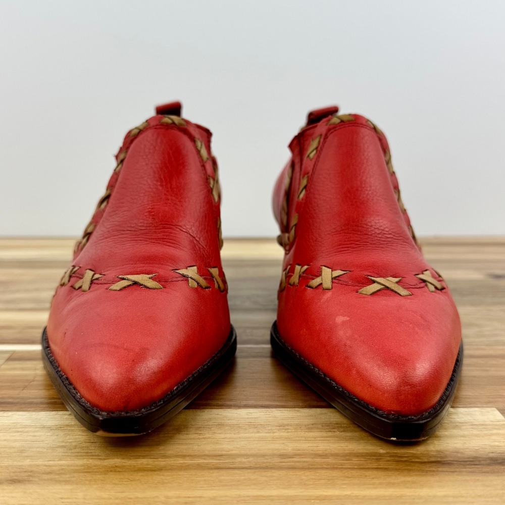 SABRA Red Leather Ankle Boots Western Accents Pointed Toe Shoes Size 5.5 - Picture 3 of 9